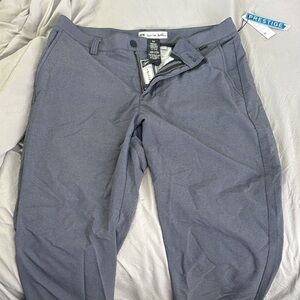 Travis Mathew Men's Iris Chinos size 32/32